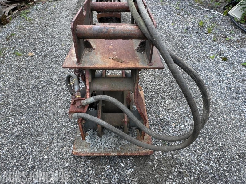 1997 Allied HO-PAC Komprimator / Vibroplate - Modell 8700 - S60 feste - Aanbouwdeel voor Bouwmachine: afbeelding 5 1997 Allied HO-PAC Komprimator / Vibroplate - Modell 8700 - S60 feste - Aanbouwdeel voor Bouwmachine: afbeelding 5