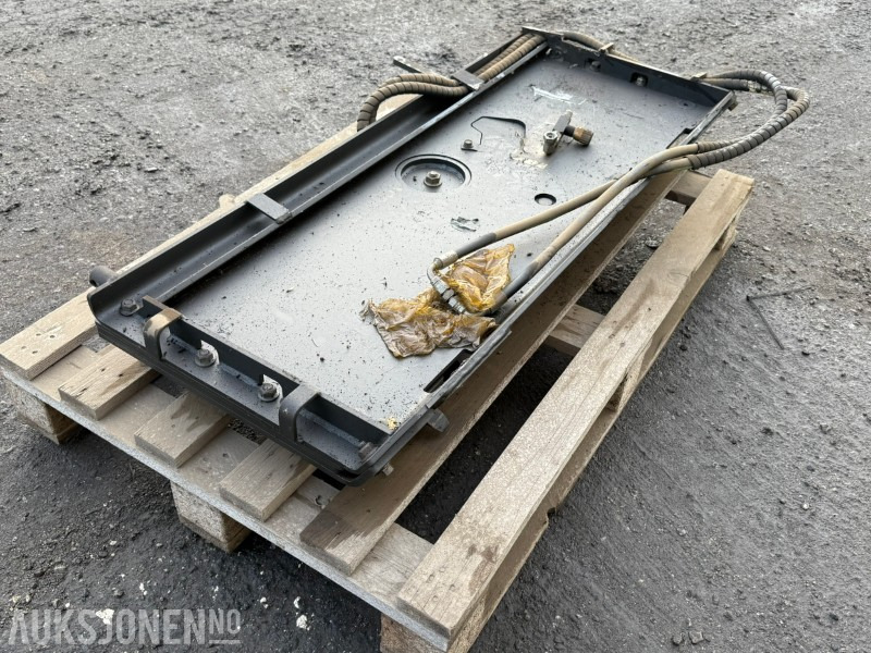 2017 Bobcat TILT-TATCH hydraulisk tilt-feste - Aanbouwdeel voor Bouwmachine: afbeelding 3 2017 Bobcat TILT-TATCH hydraulisk tilt-feste - Aanbouwdeel voor Bouwmachine: afbeelding 3