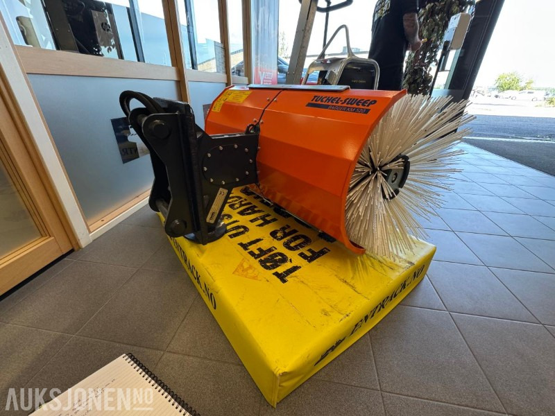 2023 Tuchel-Sweep Bagger KM 520 – feiebørste for gravemaskin, 120 cm, S40-feste - Aanbouwdeel voor Bouwmachine: afbeelding 1 2023 Tuchel-Sweep Bagger KM 520 – feiebørste for gravemaskin, 120 cm, S40-feste - Aanbouwdeel voor Bouwmachine: afbeelding 1