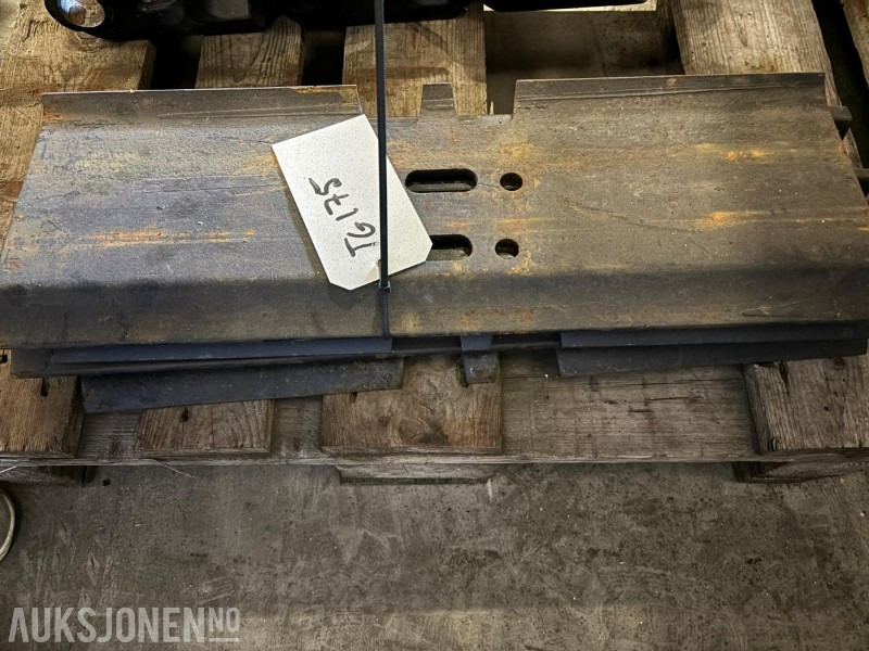 Komatsu PC138US belteplater - Aanbouwdeel voor Bouwmachine: afbeelding 3 Komatsu PC138US belteplater - Aanbouwdeel voor Bouwmachine: afbeelding 3