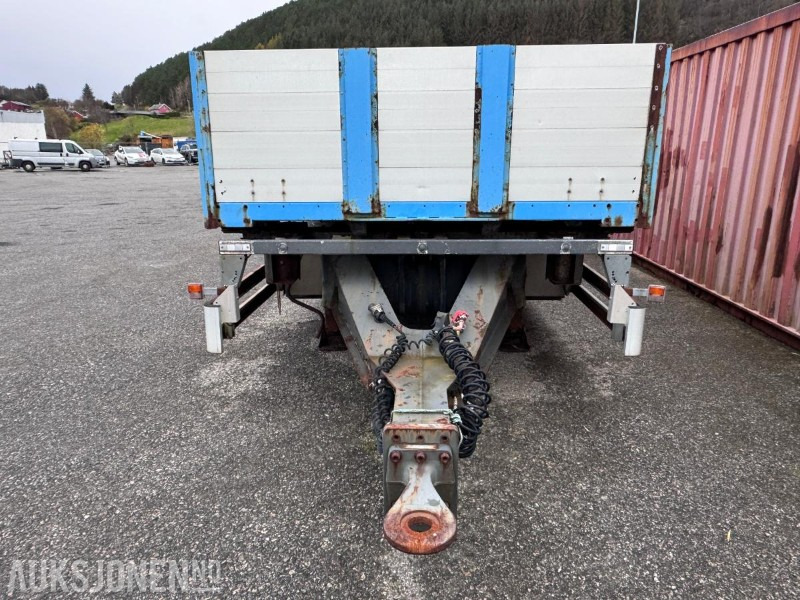 2002 Goebel & Sohn Containerchassi / Boggi kjerre med Kögel ER 74 Vekselflak med aluminiumskarmer - Supersingel hjul - Aanhanger: afbeelding 2 2002 Goebel & Sohn Containerchassi / Boggi kjerre med Kögel ER 74 Vekselflak med aluminiumskarmer - Supersingel hjul - Aanhanger: afbeelding 2