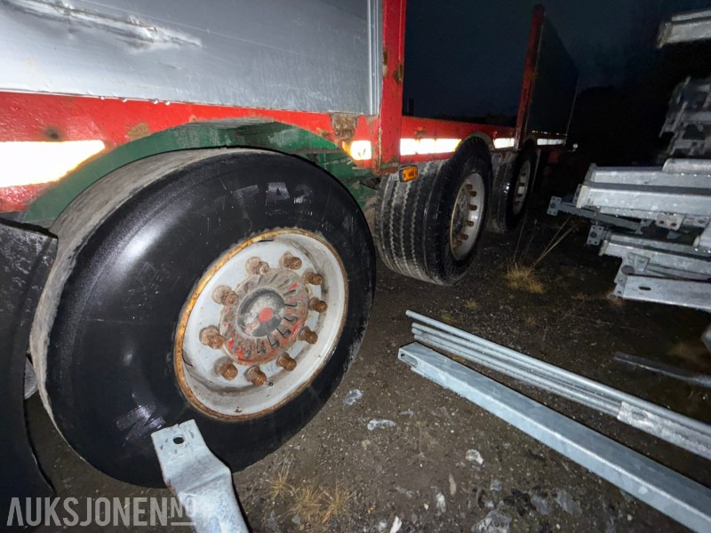 2005 Istrail Trippelkjerre - Planhenger med karmer - Aanhanger: afbeelding 5 2005 Istrail Trippelkjerre - Planhenger med karmer - Aanhanger: afbeelding 5