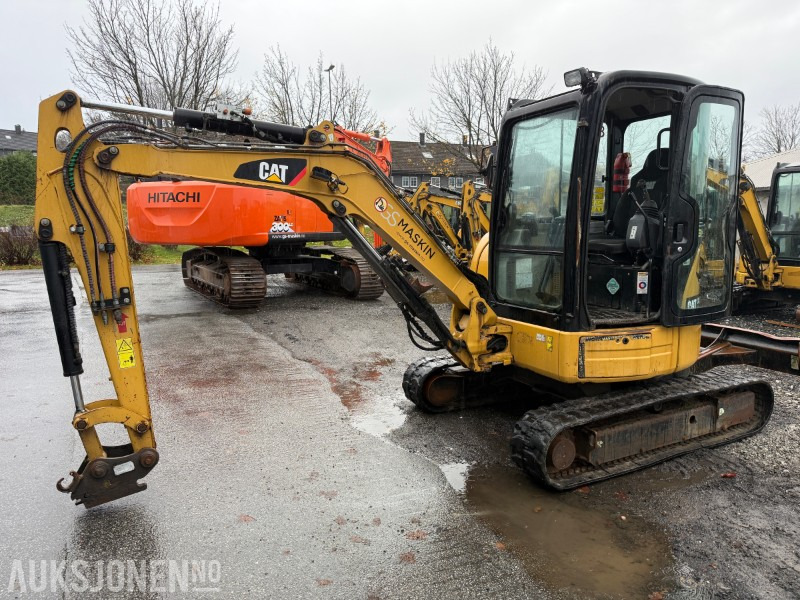 Cat 303.5E - Minigraver - SMP hurtigfeste S40 - SMP graveskuff + smalskuff - 7204 timer - Minigraafmachine: afbeelding 1 Cat 303.5E - Minigraver - SMP hurtigfeste S40 - SMP graveskuff + smalskuff - 7204 timer - Minigraafmachine: afbeelding 1