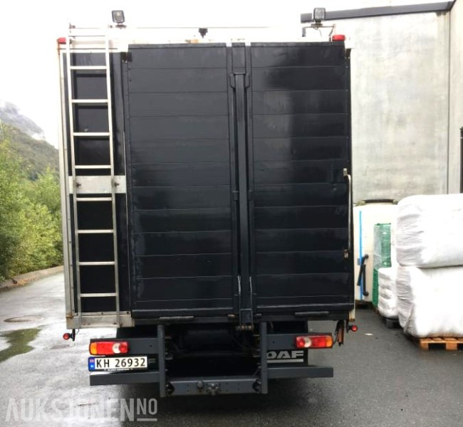 2004 DAF LF 45.220 - Hestebil / Transportbil, 202552km - Gemeentelijke machine/ Speciaal: afbeelding 4 2004 DAF LF 45.220 - Hestebil / Transportbil, 202552km - Gemeentelijke machine/ Speciaal: afbeelding 4