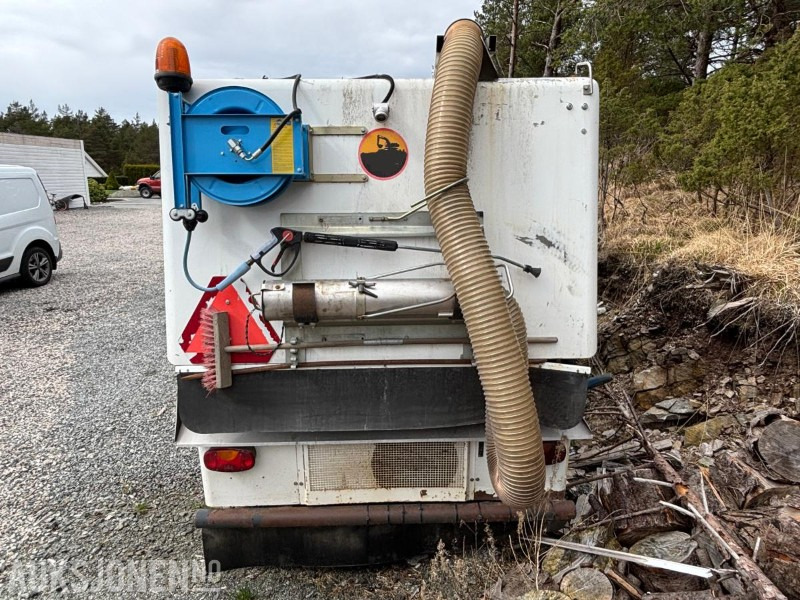 2010 Bucher CityCat 5000 feiebil / kostebil - Gemeentelijke machine/ Speciaal: afbeelding 5 2010 Bucher CityCat 5000 feiebil / kostebil - Gemeentelijke machine/ Speciaal: afbeelding 5