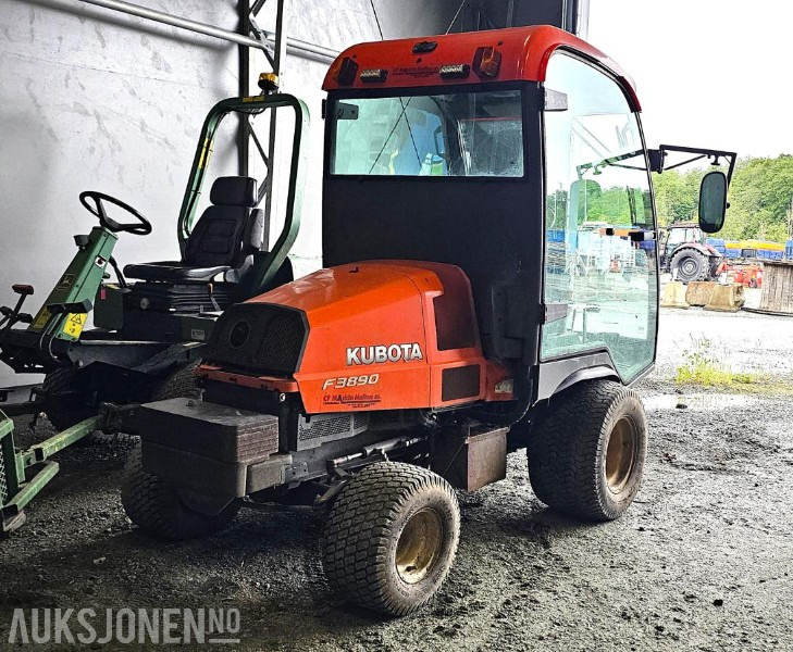 2017 Kubota F3890 redskapsbærer med hytte og klippeaggregat - Gemeentelijke machine/ Speciaal: afbeelding 1 2017 Kubota F3890 redskapsbærer med hytte og klippeaggregat - Gemeentelijke machine/ Speciaal: afbeelding 1