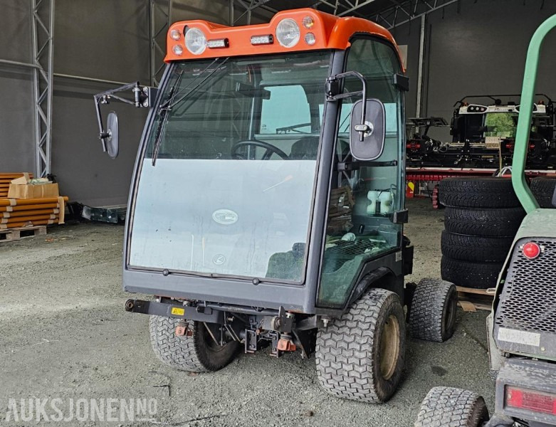 Gemeentelijke machine/ Speciaal 2017 Kubota F3890 redskapsbærer med hytte og klippeaggregat: afbeelding 6
