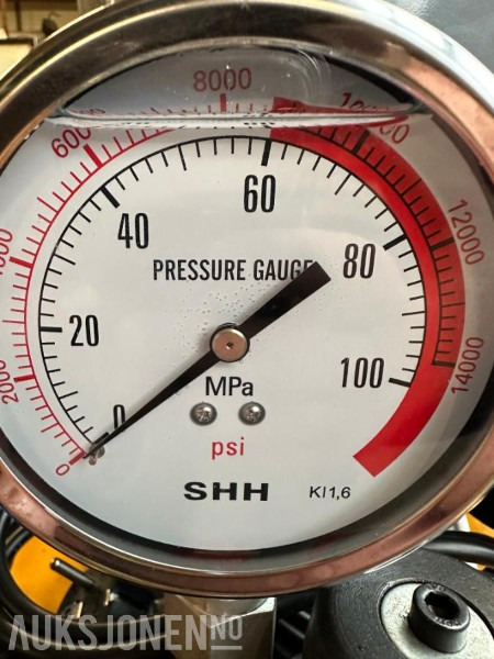 Industriële machine 70 TONN HYDRAULISK PRESSE TIL BELTEBOLTER OG FORINGER 220V - ingen minstepris: afbeelding 8