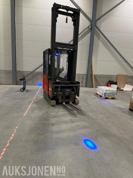 2015 Linde R17X Skyvemasttruck R17X, /Sertifisert/nytt batteri, 15207 timer - Intern transport: afbeelding 1 2015 Linde R17X Skyvemasttruck R17X, /Sertifisert/nytt batteri, 15207 timer - Intern transport: afbeelding 1