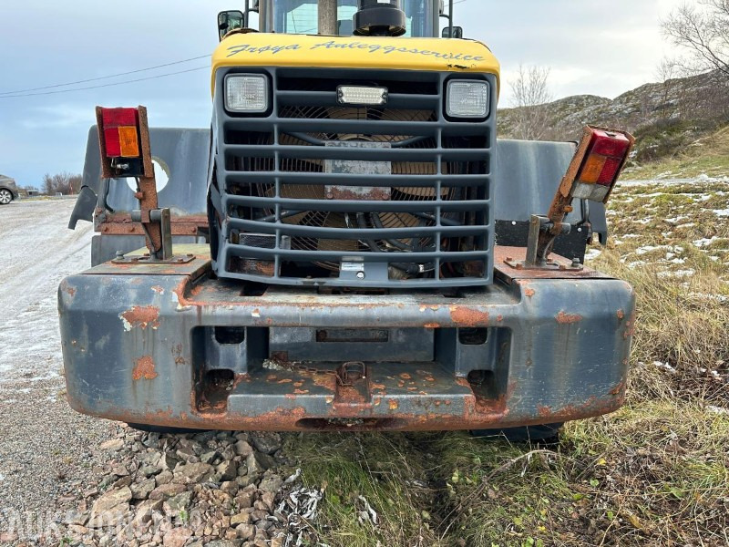 Wiellader Komatsu WA320-5h Hullaster - Rep-objekt: afbeelding 38 Wiellader Komatsu WA320-5h Hullaster - Rep-objekt: afbeelding 38