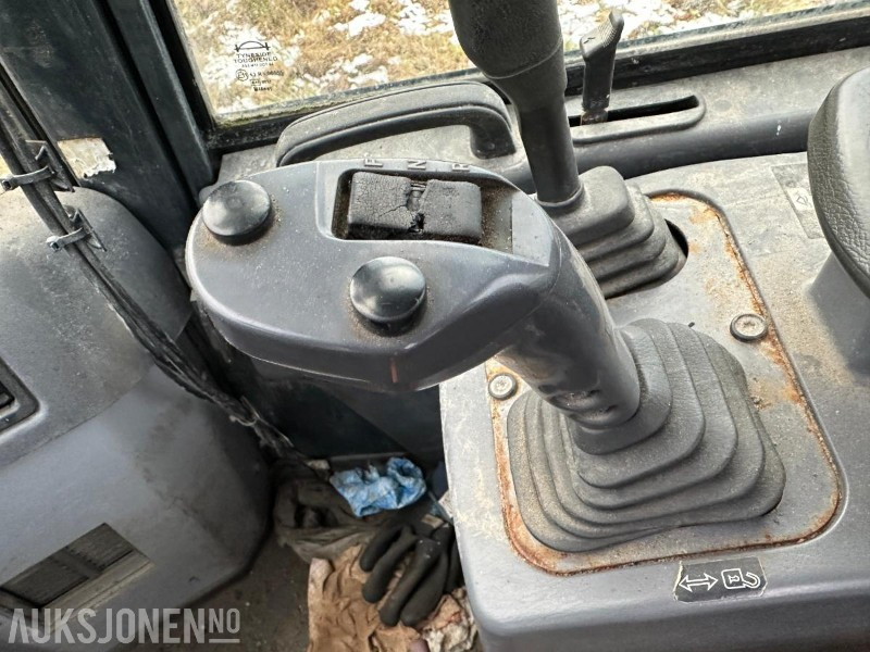 Wiellader Komatsu WA320-5h Hullaster - Rep-objekt: afbeelding 37 Wiellader Komatsu WA320-5h Hullaster - Rep-objekt: afbeelding 37