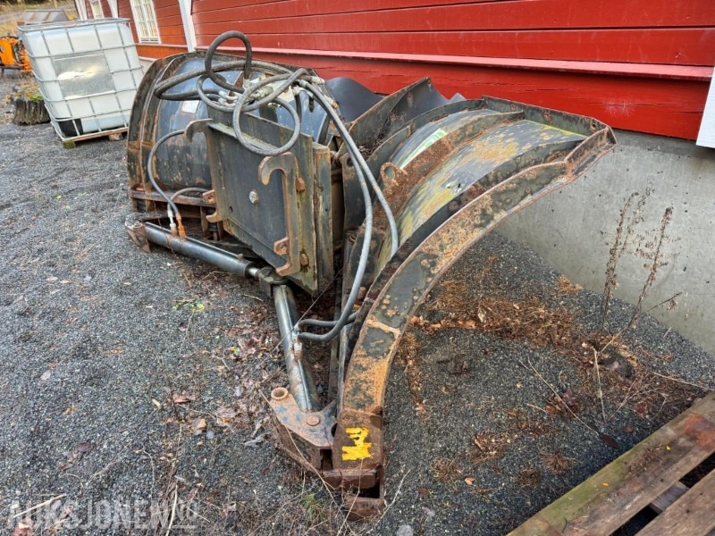 2004 Tellefsdal V-plog høy / 3000 - Landbouwmachine: afbeelding 4 2004 Tellefsdal V-plog høy / 3000 - Landbouwmachine: afbeelding 4