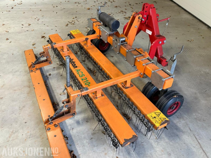 2013 Polytan ACS 210-2 kunstgresspleieaggregat,vedlikeholdsverktøy for kunstgressbaner - Landbouwmachine: afbeelding 5 2013 Polytan ACS 210-2 kunstgresspleieaggregat,vedlikeholdsverktøy for kunstgressbaner - Landbouwmachine: afbeelding 5