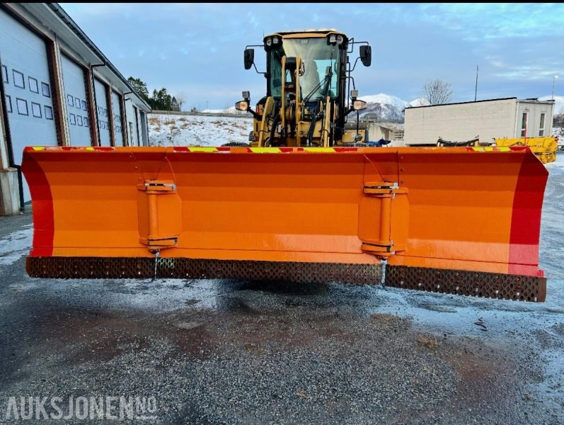 2016 Tellefsdal U-Plog - Type H2 - 4600 mm bredde - Volvo BM feste - Landbouwmachine: afbeelding 2 2016 Tellefsdal U-Plog - Type H2 - 4600 mm bredde - Volvo BM feste - Landbouwmachine: afbeelding 2