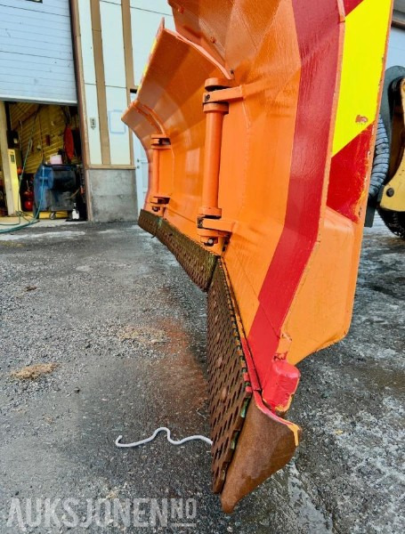 2016 Tellefsdal U-Plog - Type H2 - 4600 mm bredde - Volvo BM feste - Landbouwmachine: afbeelding 5 2016 Tellefsdal U-Plog - Type H2 - 4600 mm bredde - Volvo BM feste - Landbouwmachine: afbeelding 5