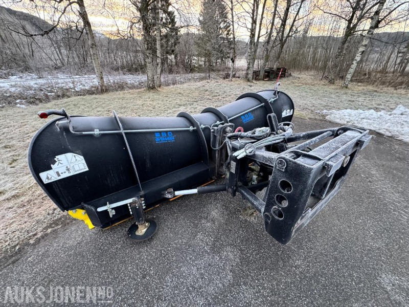 2018 Artic Machine AM 3400 HMX - Brøyteplog - Med hydraulisk løft og sving - Feste for brøyteplate - Landbouwmachine: afbeelding 4 2018 Artic Machine AM 3400 HMX - Brøyteplog - Med hydraulisk løft og sving - Feste for brøyteplate - Landbouwmachine: afbeelding 4