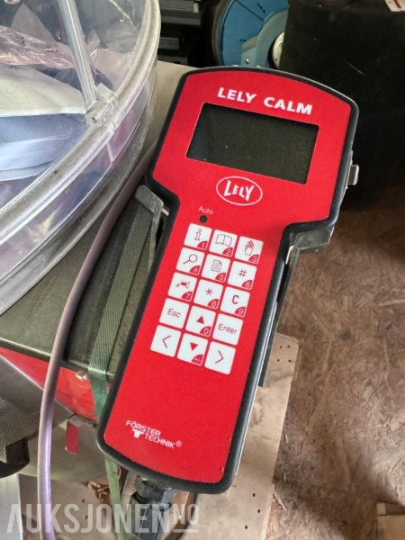 2020 Förster Technik / Lely Calm Kalvedrikkeautomat med hygieneboks og 1 sugestasjon - UBRUKT - Compact smart 2.0 pulver - TAP5-CS-25 - Landbouwmachine: afbeelding 4 2020 Förster Technik / Lely Calm Kalvedrikkeautomat med hygieneboks og 1 sugestasjon - UBRUKT - Compact smart 2.0 pulver - TAP5-CS-25 - Landbouwmachine: afbeelding 4