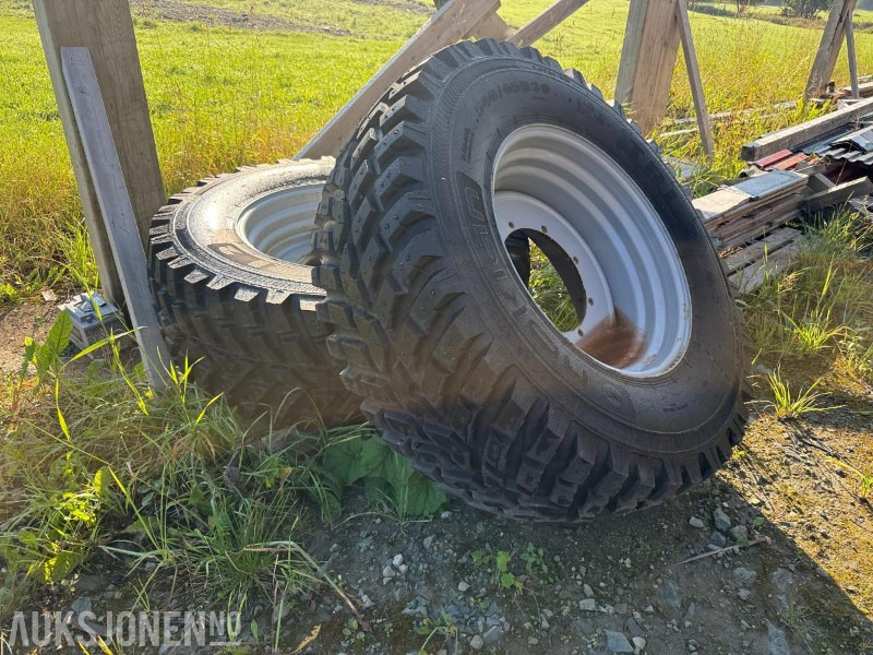 2021 Nokian TRI 2 Piggdekk 540/65R30 - Landbouwmachine: afbeelding 2 2021 Nokian TRI 2 Piggdekk 540/65R30 - Landbouwmachine: afbeelding 2