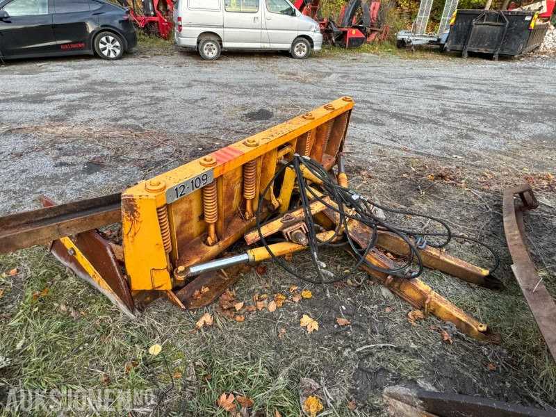 250cm brøyteskjær m/ skyveramme og ving - Landbouwmachine: afbeelding 3 250cm brøyteskjær m/ skyveramme og ving - Landbouwmachine: afbeelding 3