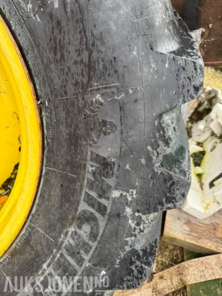 Hjulsett til John Deere 540/65 R28 - Landbouwmachine: afbeelding 3 Hjulsett til John Deere 540/65 R28 - Landbouwmachine: afbeelding 3