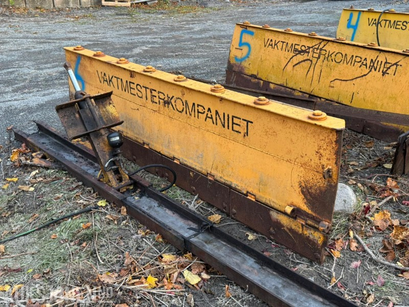 Hydraulisk svingbart 280cm brøyteskjær m/skyveramme - Landbouwmachine: afbeelding 4 Hydraulisk svingbart 280cm brøyteskjær m/skyveramme - Landbouwmachine: afbeelding 4