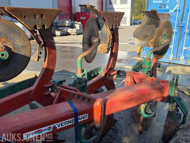 Kverneland vendeplog / 3-skjærs - Landbouwmachine: afbeelding 4 Kverneland vendeplog / 3-skjærs - Landbouwmachine: afbeelding 4