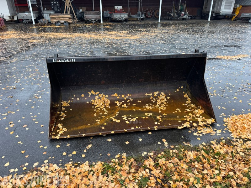 Lilleseth traktorskuffe Trima feste - Landbouwmachine: afbeelding 2 Lilleseth traktorskuffe Trima feste - Landbouwmachine: afbeelding 2