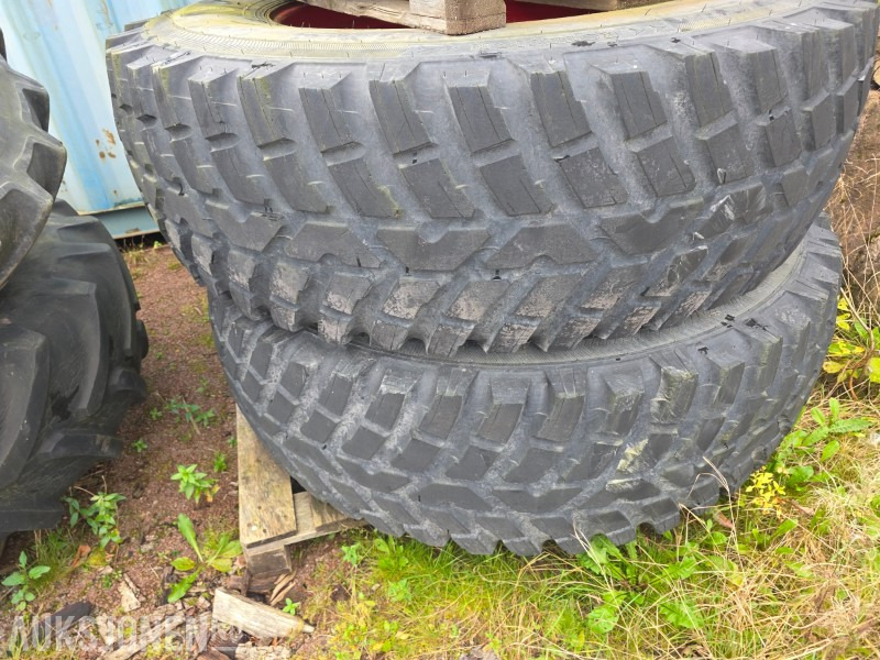 Traktordekk 2 stk 540/80R38 og 2 stk Nokian 440/80R28 - Landbouwmachine: afbeelding 5 Traktordekk 2 stk 540/80R38 og 2 stk Nokian 440/80R28 - Landbouwmachine: afbeelding 5
