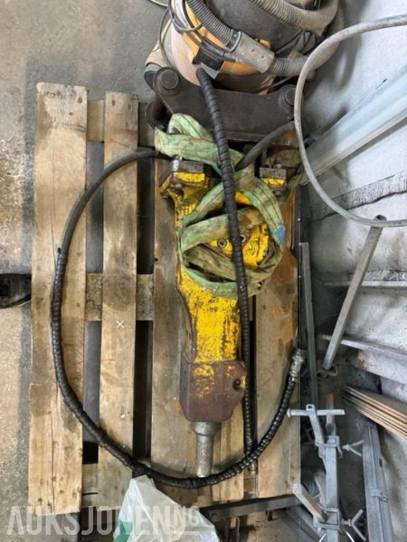 Pigghammer til minigraver 2-4t / 2021 Atlas Copco SB 152 / Feste S40 - Hydraulische hamer: afbeelding 2 Pigghammer til minigraver 2-4t / 2021 Atlas Copco SB 152 / Feste S40 - Hydraulische hamer: afbeelding 2