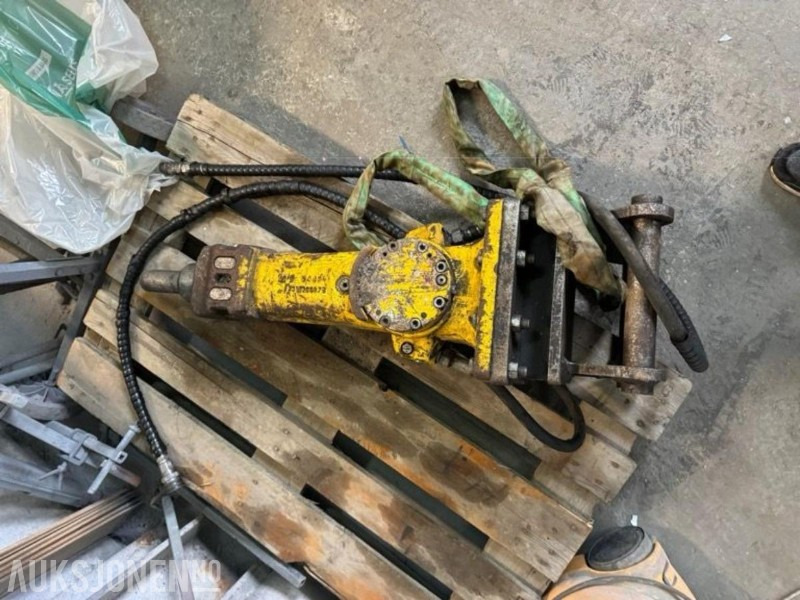 Pigghammer til minigraver 2-4t / 2021 Atlas Copco SB 152 / Feste S40 - Hydraulische hamer: afbeelding 1 Pigghammer til minigraver 2-4t / 2021 Atlas Copco SB 152 / Feste S40 - Hydraulische hamer: afbeelding 1
