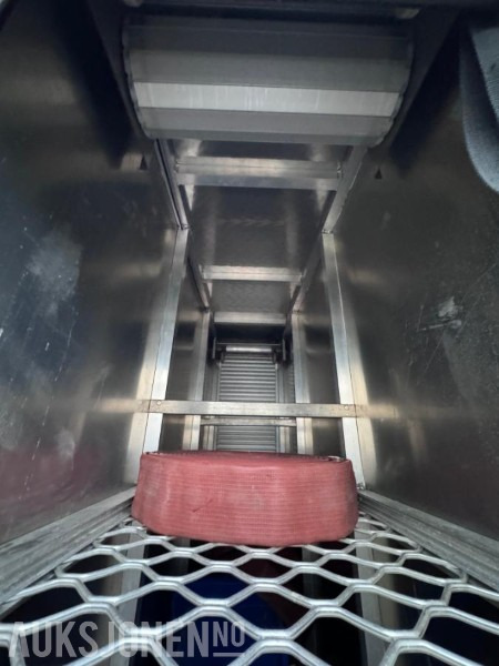 Leasing  Scania R144 GB 530 - 6X2 - Brannbil / Tankbil - Ziegler FP 8/8 pumpe - 17 m3 tank - Helluft Scania R144 GB 530 - 6X2 - Brannbil / Tankbil - Ziegler FP 8/8 pumpe - 17 m3 tank - Helluft: afbeelding 17