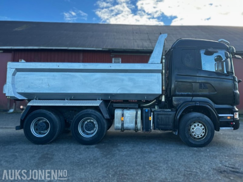 Scania R620 6x4 Tippbil – 2007 – 620 hk V8 – Maur Bilpåbygg - Kipper vrachtwagen: afbeelding 4 Scania R620 6x4 Tippbil – 2007 – 620 hk V8 – Maur Bilpåbygg - Kipper vrachtwagen: afbeelding 4