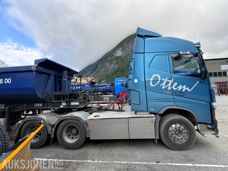 2016 Volvo FH540 trekkvogn Euro 6 - 6x4 - Hydraulikk - EU godkjent - Trekker: afbeelding 4 2016 Volvo FH540 trekkvogn Euro 6 - 6x4 - Hydraulikk - EU godkjent - Trekker: afbeelding 4