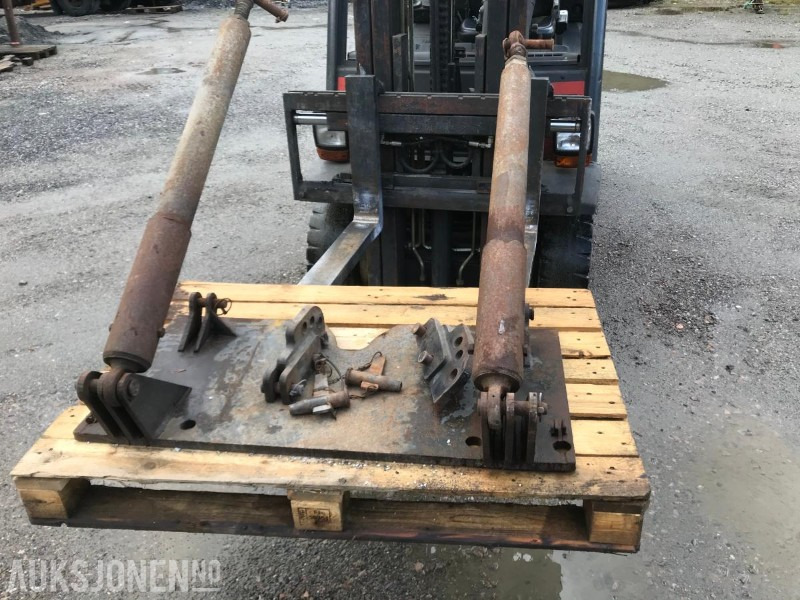 1994 Brøyteplater - stått på Scania R113 HL 6X2Z - Vrachtwagen: afbeelding 4 1994 Brøyteplater - stått på Scania R113 HL 6X2Z - Vrachtwagen: afbeelding 4