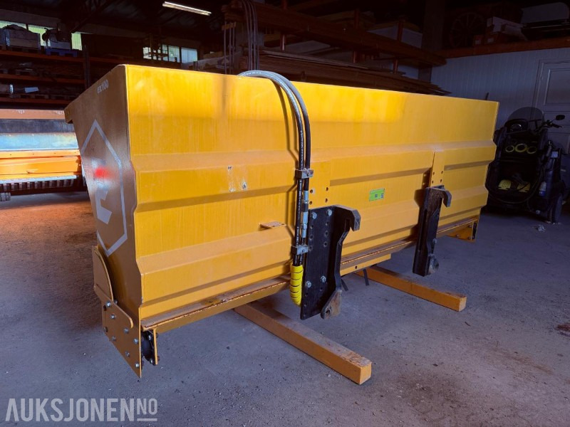 2019 EXERO EX100 Sandstrøer med hydraulikk og vibrator - Vrachtwagen: afbeelding 2 2019 EXERO EX100 Sandstrøer med hydraulikk og vibrator - Vrachtwagen: afbeelding 2