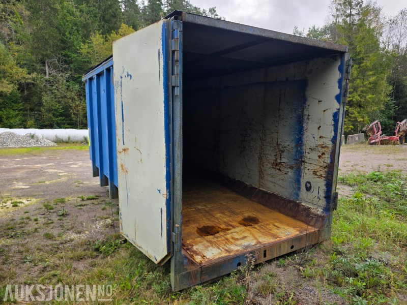 Krokcontainer 35 kubikk med hydraulisk tak - Vrachtwagen: afbeelding 3 Krokcontainer 35 kubikk med hydraulisk tak - Vrachtwagen: afbeelding 3