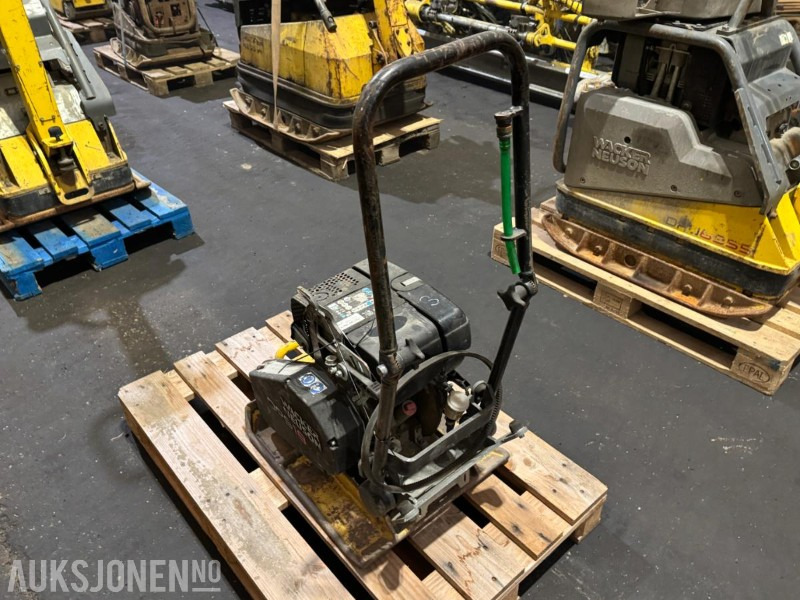 Wacker Neuson DPS18 vibroplate - Wals: afbeelding 3 Wacker Neuson DPS18 vibroplate - Wals: afbeelding 3