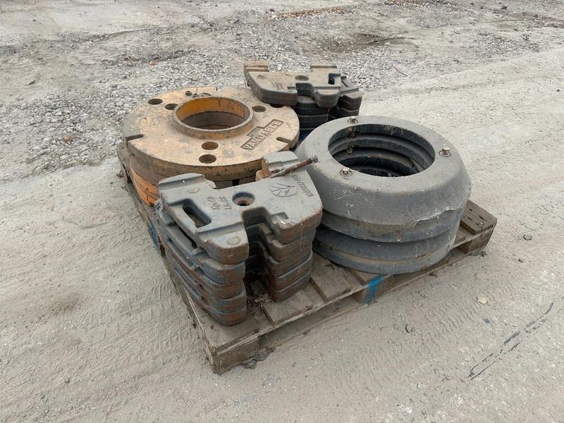 Fiat Gewichten Front weights / Wheel weights - Tractor: afbeelding 2 Fiat Gewichten Front weights / Wheel weights - Tractor: afbeelding 2