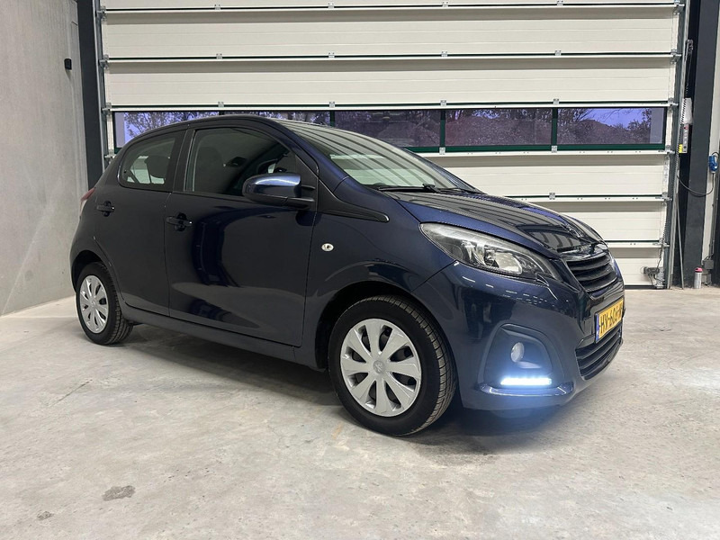 Hatchback Peugeot 108 1.0 e-VTi Envy - Recent APK - Airco - 5 deurs - Metallic: afbeelding 12 Hatchback Peugeot 108 1.0 e-VTi Envy - Recent APK - Airco - 5 deurs - Metallic: afbeelding 12