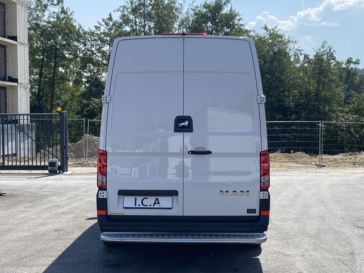 Nieuw Koelwagen MAN TGE 3.140 L3H3 140PS RS3640mm/ FRISCHDIENST BIS 0 + KONVEKTA UNDERMODE: afbeelding 12 Nieuw Koelwagen MAN TGE 3.140 L3H3 140PS RS3640mm/ FRISCHDIENST BIS 0 + KONVEKTA UNDERMODE: afbeelding 12