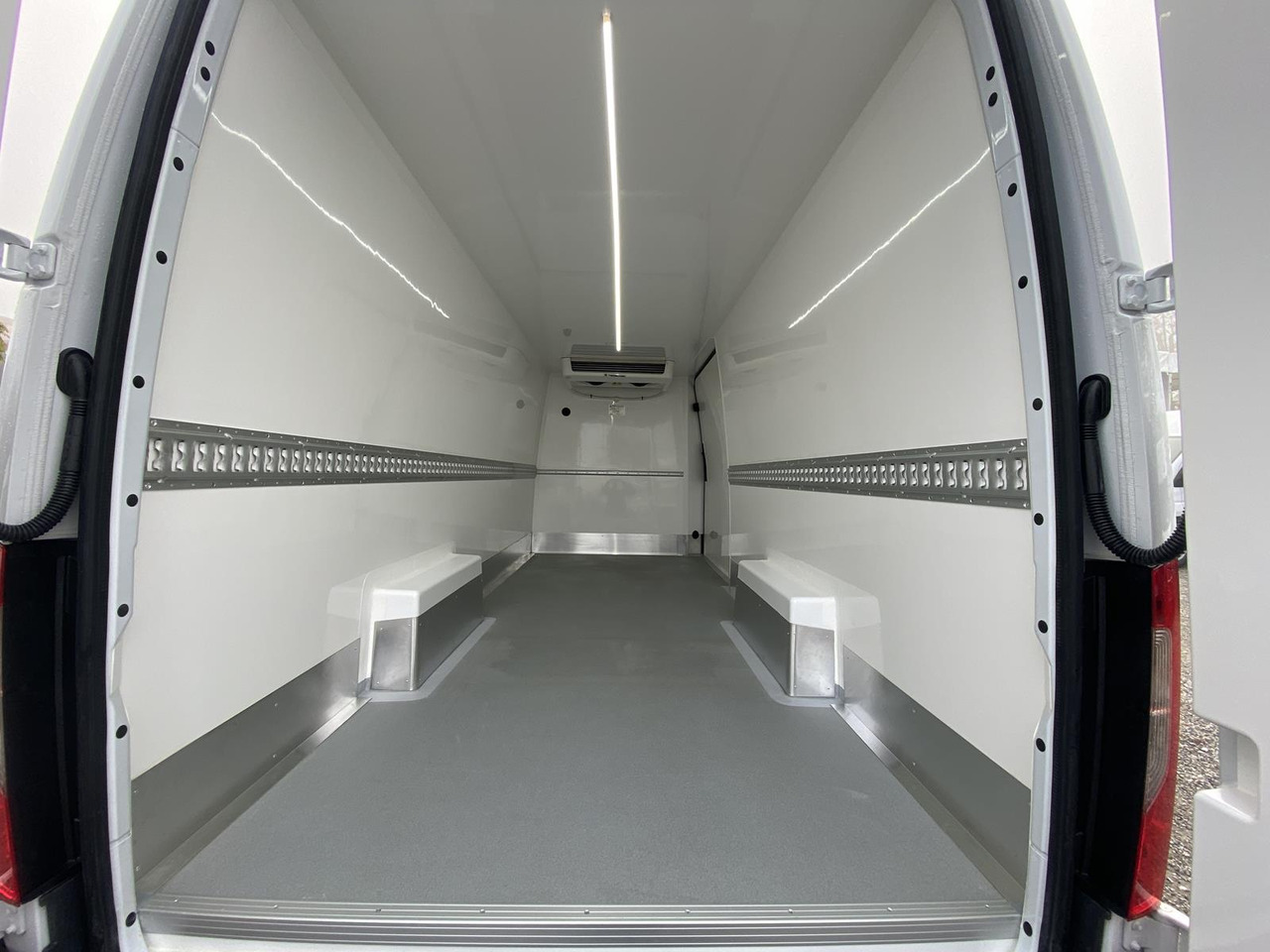 Nieuw Koelwagen MERCEDES-BENZ SPRINTER 317 CDI L4H3 170PS AUTOMATIK FRISCHDIENST + KONVEKTA FK 3022 12-220V: afbeelding 25 Nieuw Koelwagen MERCEDES-BENZ SPRINTER 317 CDI L4H3 170PS AUTOMATIK FRISCHDIENST + KONVEKTA FK 3022 12-220V: afbeelding 25