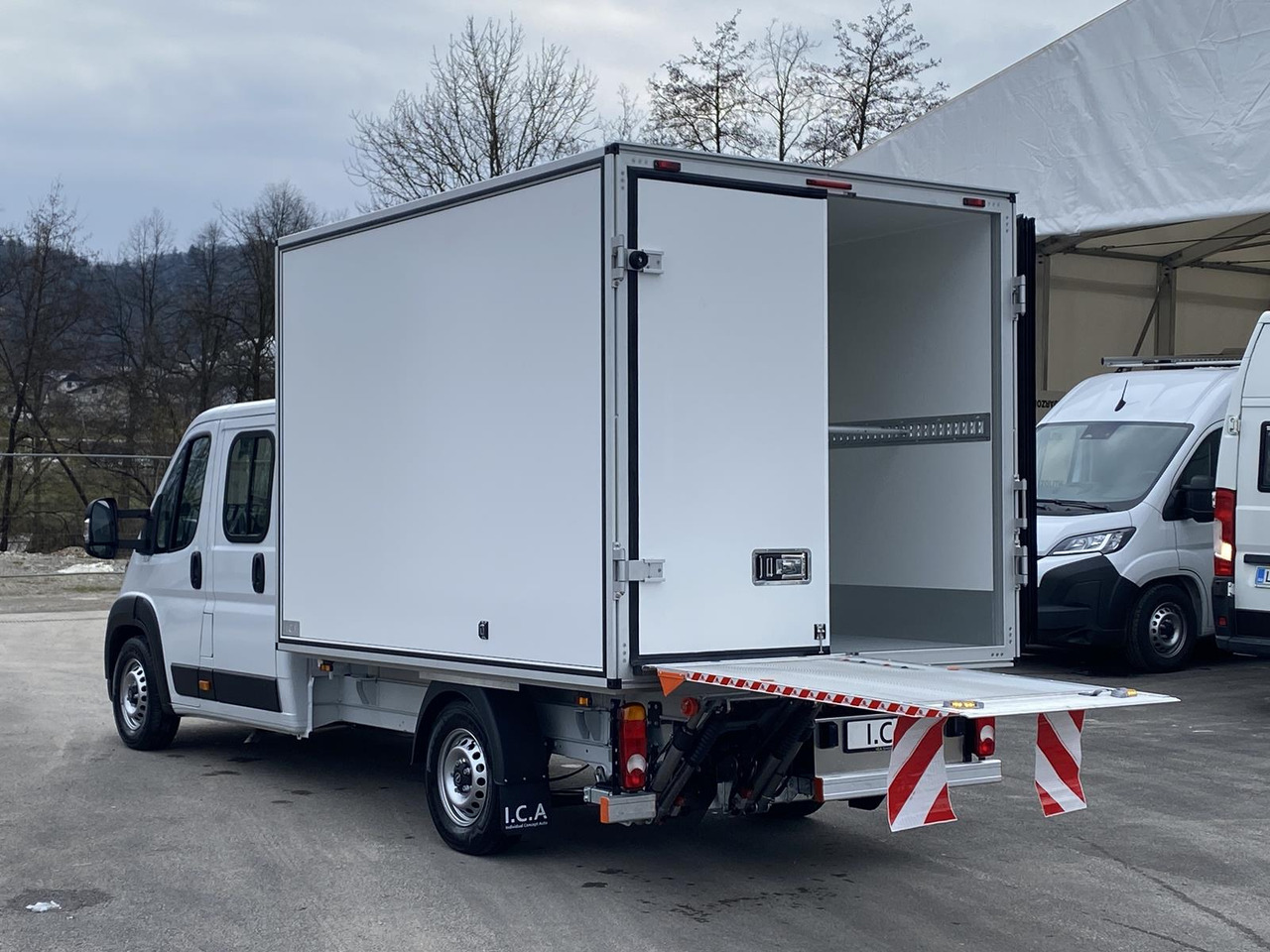 Nieuw Koelwagen OPEL MOVANO 1+6 DOKA 140PS | KÜHLKOFFER + LADERAMPE: afbeelding 39 Nieuw Koelwagen OPEL MOVANO 1+6 DOKA 140PS | KÜHLKOFFER + LADERAMPE: afbeelding 39