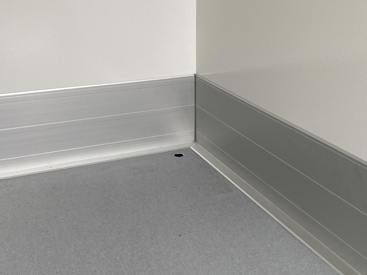 Nieuw Koelwagen OPEL MOVANO 1+6 DOKA 140PS | KÜHLKOFFER + LADERAMPE: afbeelding 30 Nieuw Koelwagen OPEL MOVANO 1+6 DOKA 140PS | KÜHLKOFFER + LADERAMPE: afbeelding 30