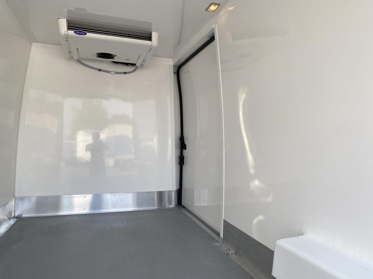 PEUGEOT BOXER L3H2 180PS CONFORT 335 / FRISCHDIENST BIS 0 + XARIOS 300 12-230V - Koelwagen: afbeelding 3 PEUGEOT BOXER L3H2 180PS CONFORT 335 / FRISCHDIENST BIS 0 + XARIOS 300 12-230V - Koelwagen: afbeelding 3