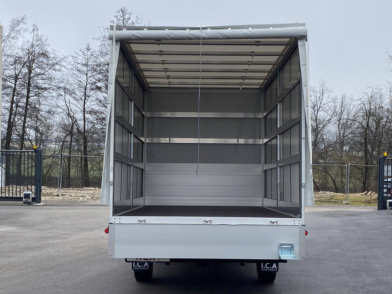 Nieuw Huifzeil bedrijfswagen RENAULT NEW MASTER L3 170PS 1+2 PRITSCHE PLANE 4300MM: afbeelding 10 Nieuw Huifzeil bedrijfswagen RENAULT NEW MASTER L3 170PS 1+2 PRITSCHE PLANE 4300MM: afbeelding 10