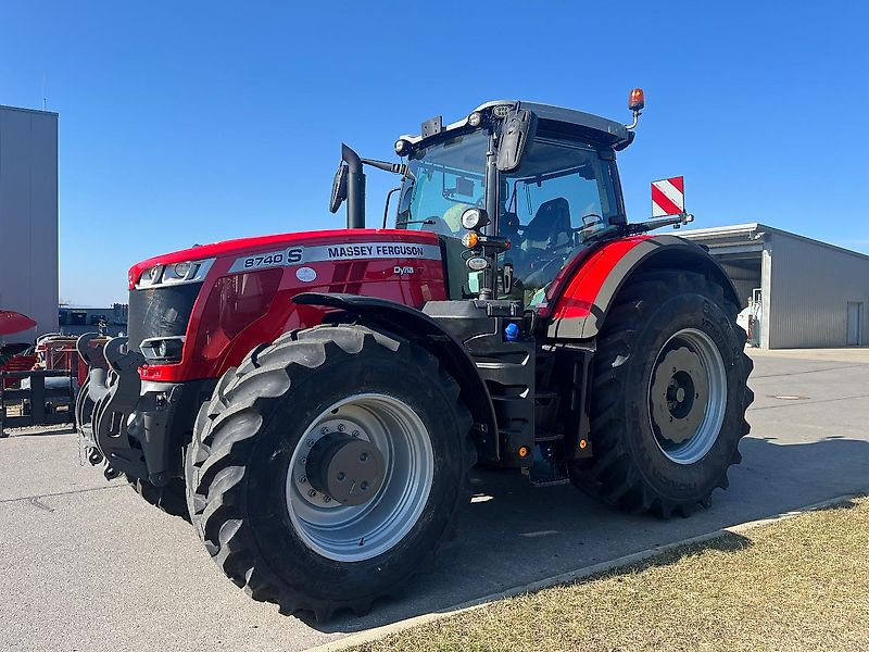 Massey Ferguson MF 8740 S "Exclusive Ausstattung" - Tractor: afbeelding 4 Massey Ferguson MF 8740 S "Exclusive Ausstattung" - Tractor: afbeelding 4