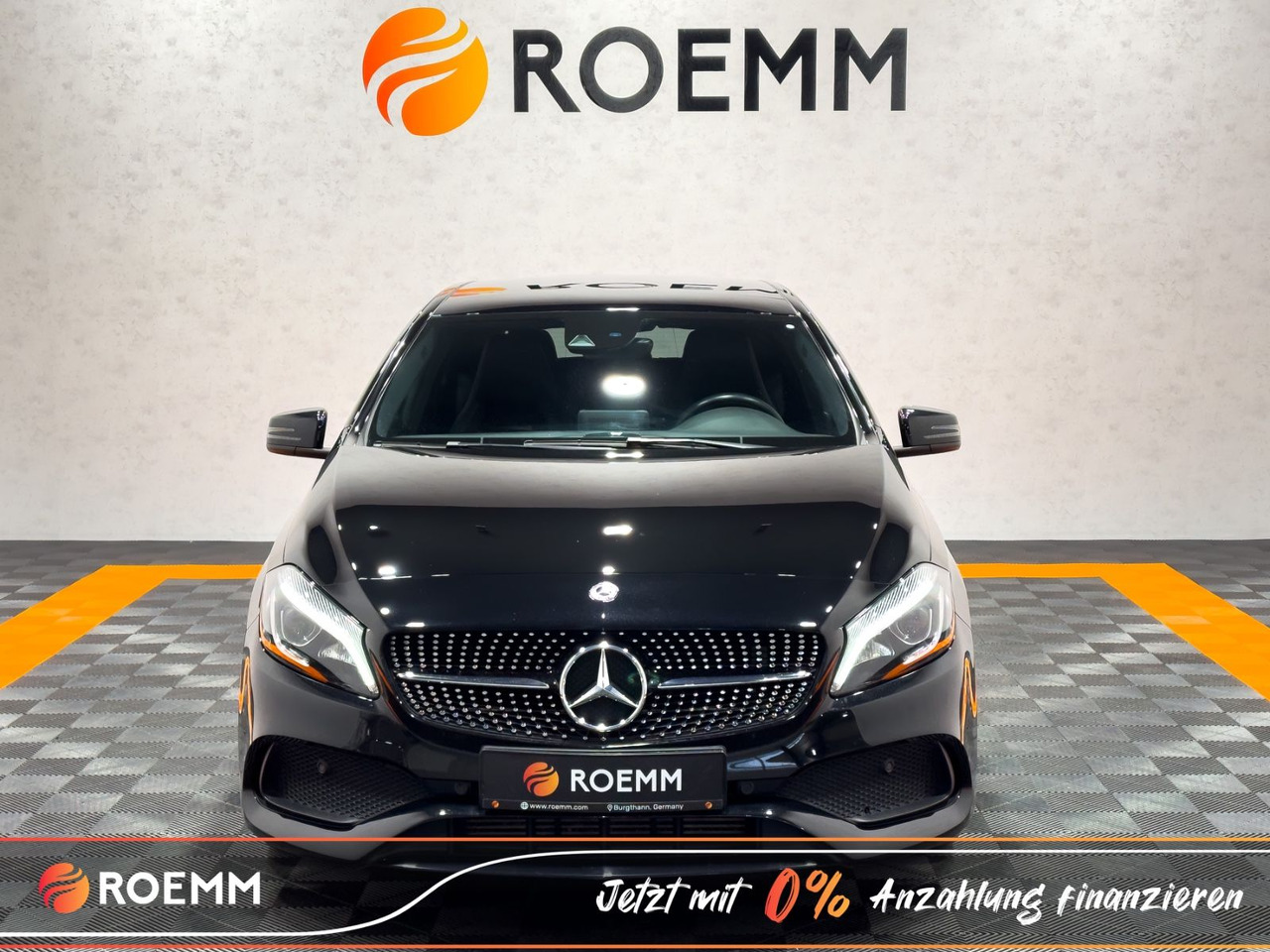 Mercedes-Benz A 200 *AMG Sport Line*PANORAMA*GARANTIE* - Sedan: afbeelding 1 Mercedes-Benz A 200 *AMG Sport Line*PANORAMA*GARANTIE* - Sedan: afbeelding 1