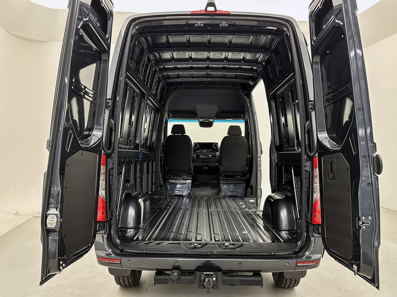 Kleine bestelwagen Mercedes-Benz Sprinter 419 1.9 CDI 366 L2H2 9G-Automaat Nieuw BPM Vrij LED Navigatie Achteruitrijcamera: afbeelding 18 Kleine bestelwagen Mercedes-Benz Sprinter 419 1.9 CDI 366 L2H2 9G-Automaat Nieuw BPM Vrij LED Navigatie Achteruitrijcamera: afbeelding 18