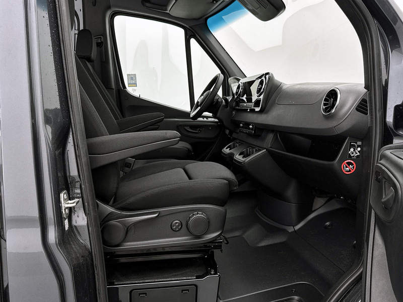 Kleine bestelwagen Mercedes-Benz Sprinter 419 1.9 CDI 366 L2H2 9G-Automaat Nieuw BPM Vrij LED Navigatie Achteruitrijcamera: afbeelding 16 Kleine bestelwagen Mercedes-Benz Sprinter 419 1.9 CDI 366 L2H2 9G-Automaat Nieuw BPM Vrij LED Navigatie Achteruitrijcamera: afbeelding 16