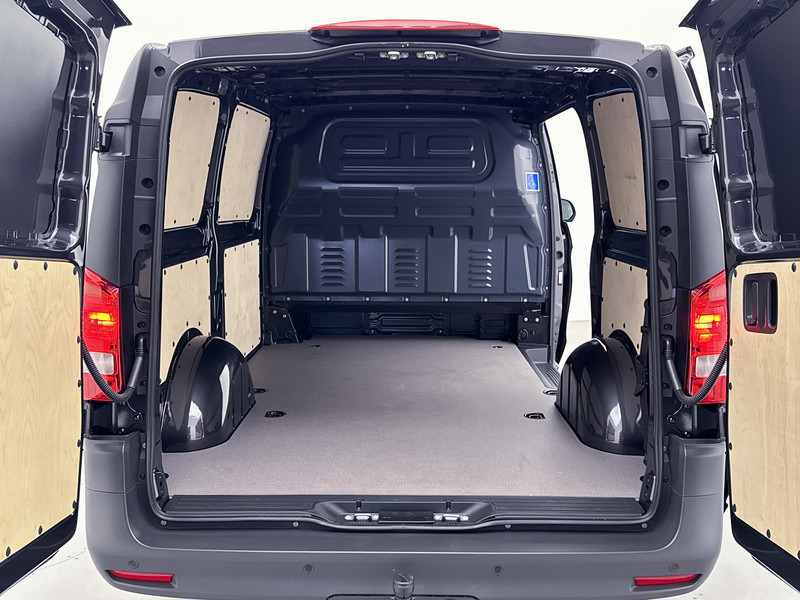 Gesloten bestelwagen Mercedes-Benz Vito 116 CDI L2 PRO Trekhaak 2.5t Multibeam Led Achteruitrijcamera Parkeersonseren Cruise Control Betimmering: afbeelding 20